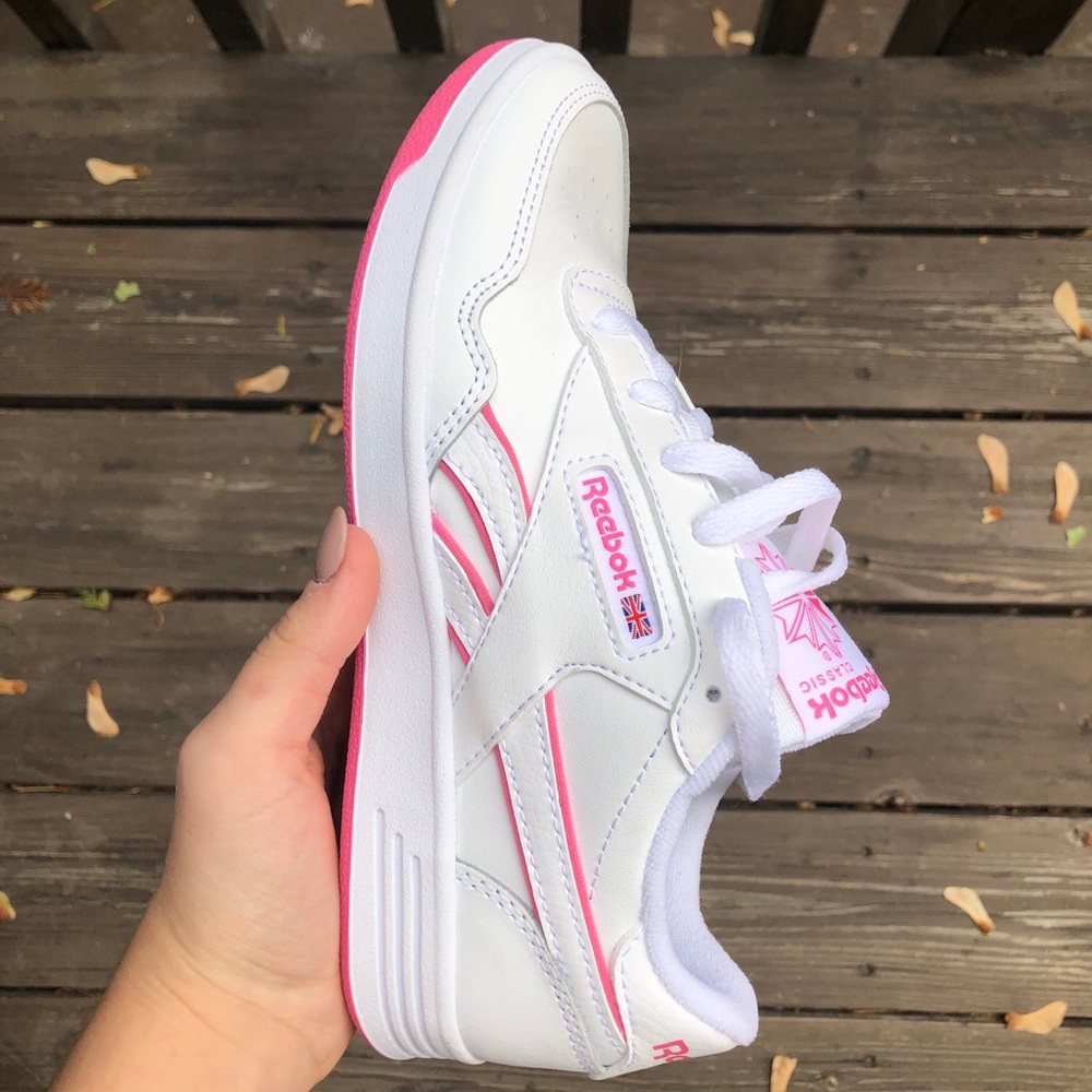 women’s reebok pink & white sneakers
